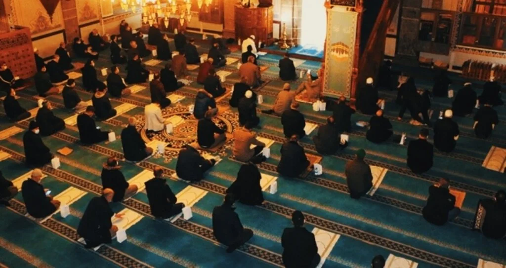 Büyük Cami'de Şehitlere dua 