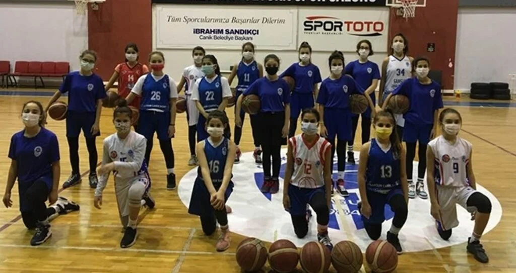 Canik'in Altyapısı Arı Gibi Çalışıyor