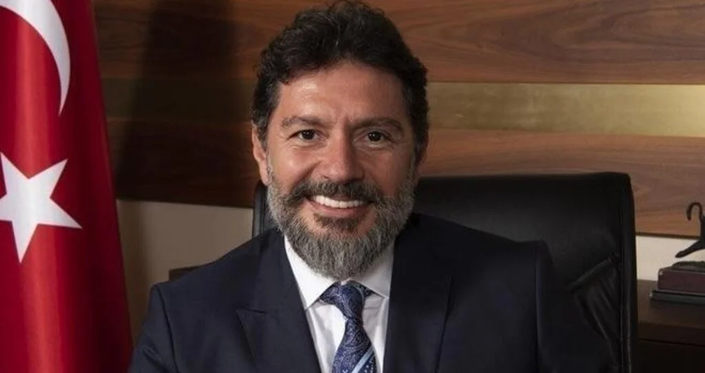 Hakan Atilla istifa etti