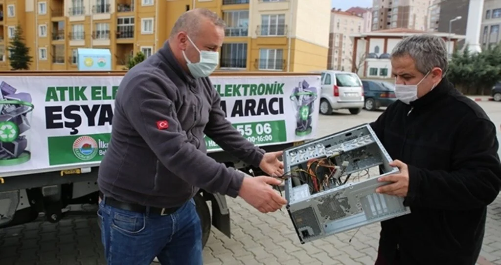 İlkadım'dan elektronik atıkları geri dönüşüme kazandıracak proje