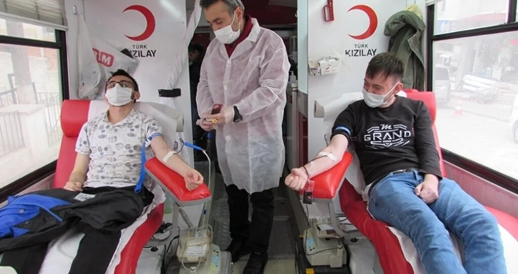 Kavak'ta 28 ünite kan bağışlandı