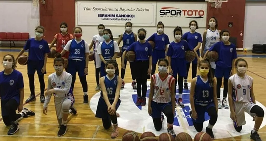 Pandemiye Meydan Okuyorlar