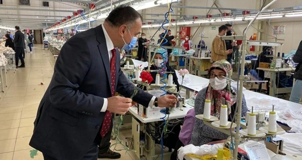 Salıpazarı Belediye Başkanı Halil Akgül: Kadınlar Çiçektir
