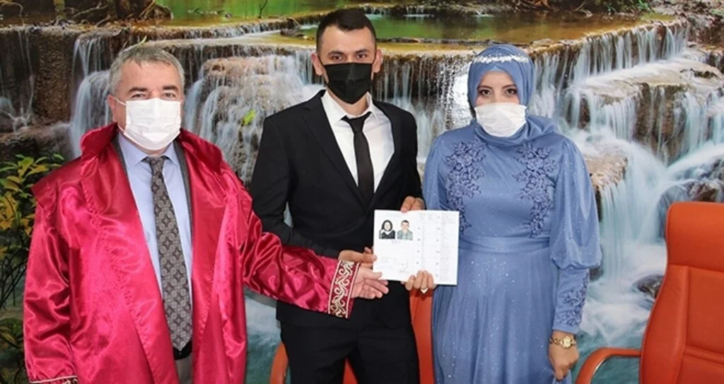 Samsun Havza Belediye Başkanı Sebahattin Özdemir mutluluğa ortak oldu