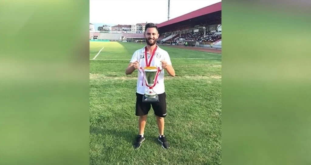 Samsun Kadıköyspor Kulübü antrenörlerinden Emre Arslan Boyabatspor'la Anlaştı