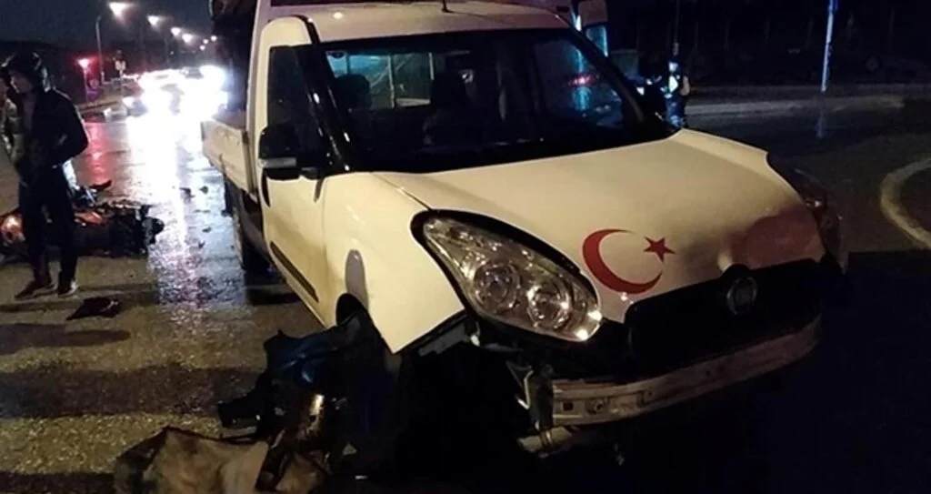 Samsun'da motosiklet kamyonet ile çarpıştı: 1 yaralı