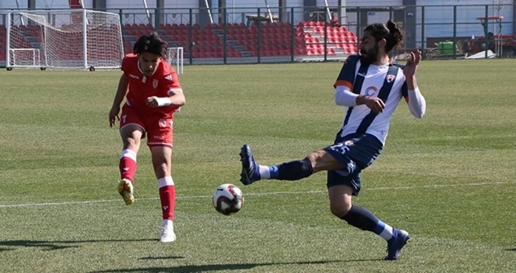 Samsunspor U19 takımı ile Atakum Belediyespor arasında kıran kırana maç!