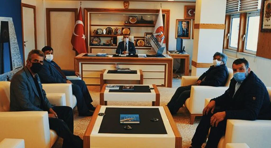 Başkan Özdemir: "İlçemizin birçok yerinde çalışmalarımız sürüyor"