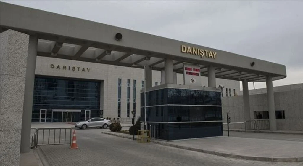Danıştaydan TSK personeline başörtüsü serbestisi getiren düzenlemenin iptal istemine ret