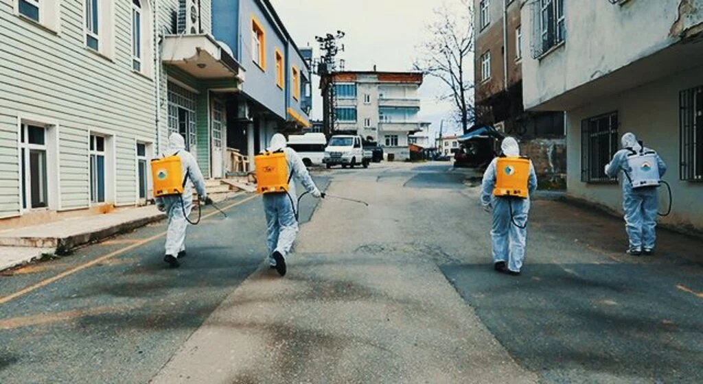 İlkadım'da dezenfekte seferberliği