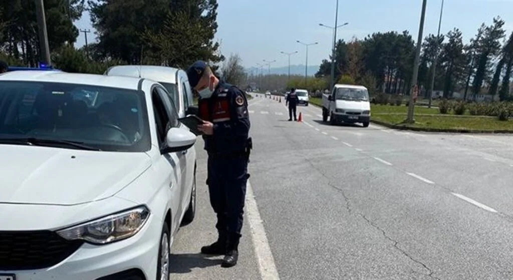 İzolasyon kurallarını ihlal eden 6 kişi yakalandı