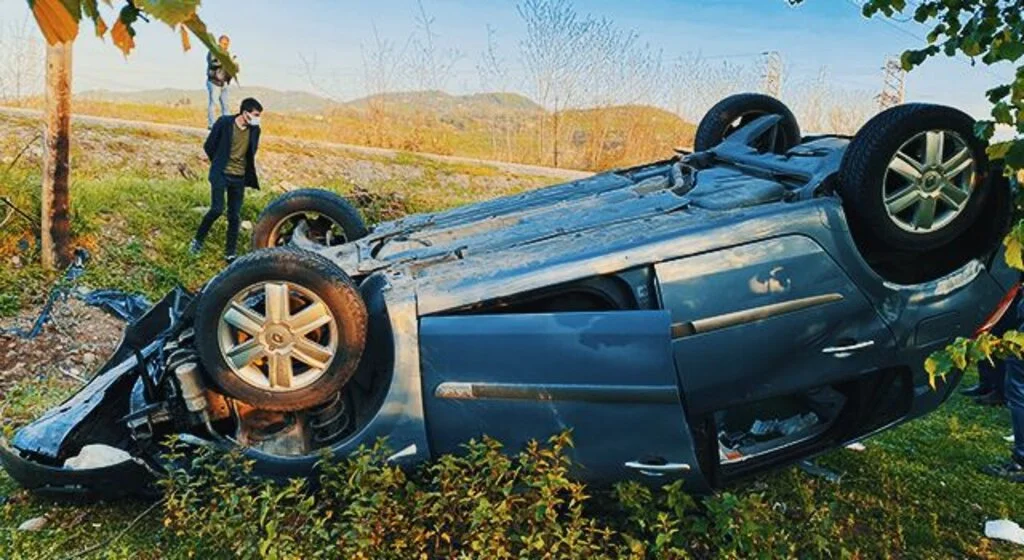 Otomobil Takla Attı: 1 Yaralı