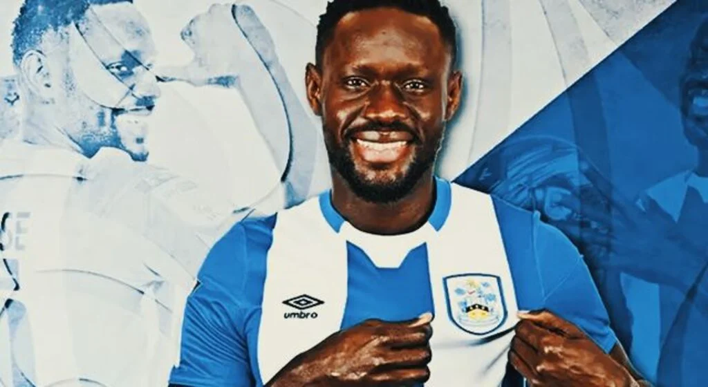 Oumar Niasse Huddersfield Takımına Transfer Oldu
