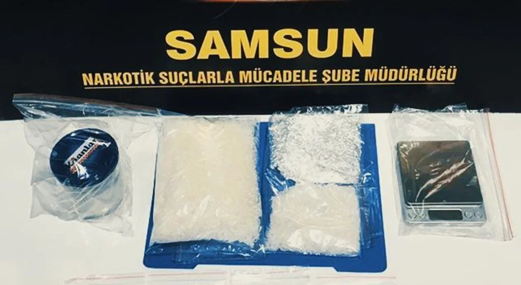 Samsun'da uyuşturucu operasyonu: 2 gözaltı