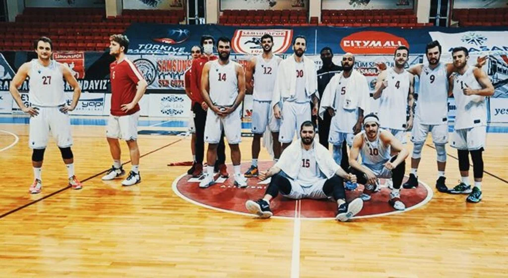 Samsunspor Basketbol: 90 Akhisar Belediye: 87
