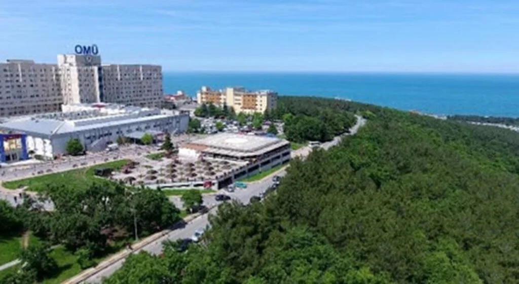Samsun'un çınarı OMÜ 46 yaşında  