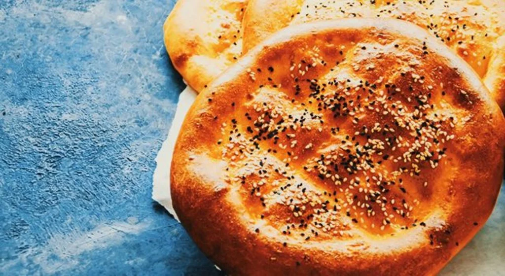 Sıcacık lezzetiyle cezbediyor; ama!... Ramazan Pidesi tüketirken 3 Altın Kural