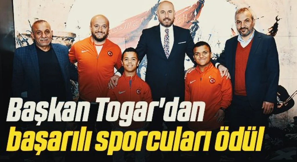 Tekkeköy Belediye Başkanı Hasan Togar'dan başarılı sporcuları ödül
