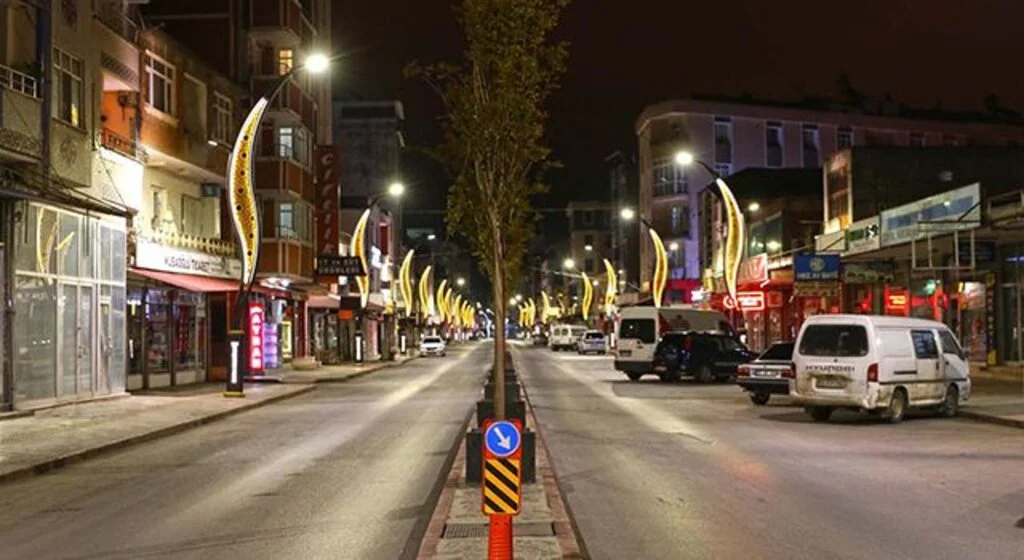 Alaçam Caddesi görsel dokunuşla ışıl ışıl