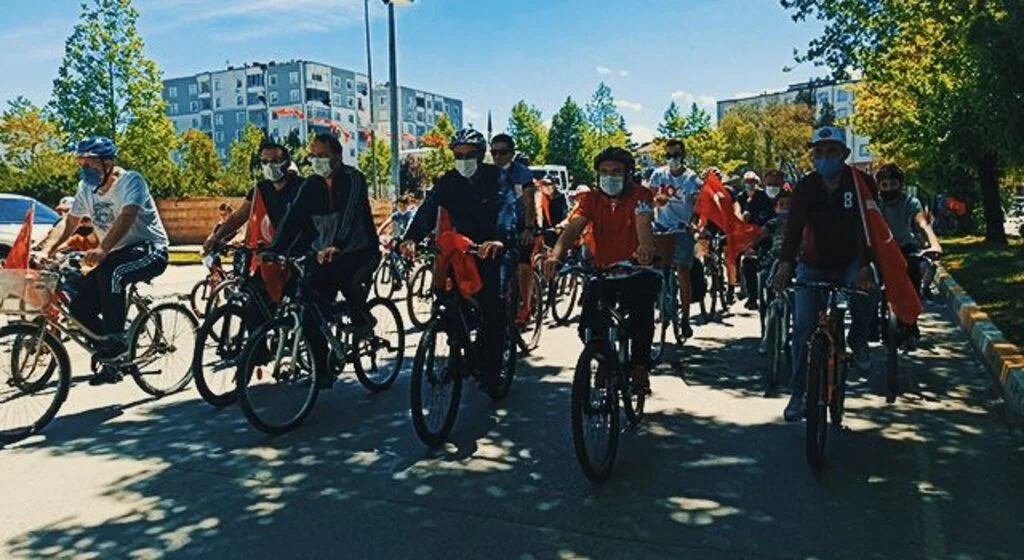 Bafra’da 19 Mayıs Gençlik ve Spor Bayramı Bisiklet Turu