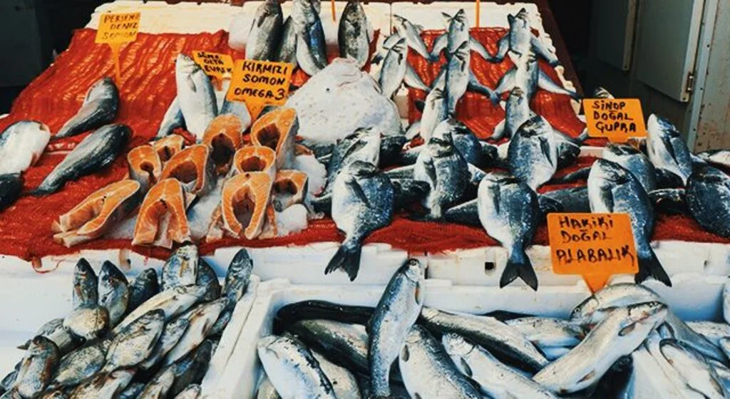 Balık satışları azaldı fiyatlar düştü