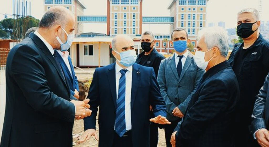 Canik Hükümet Konağı yükseliyor