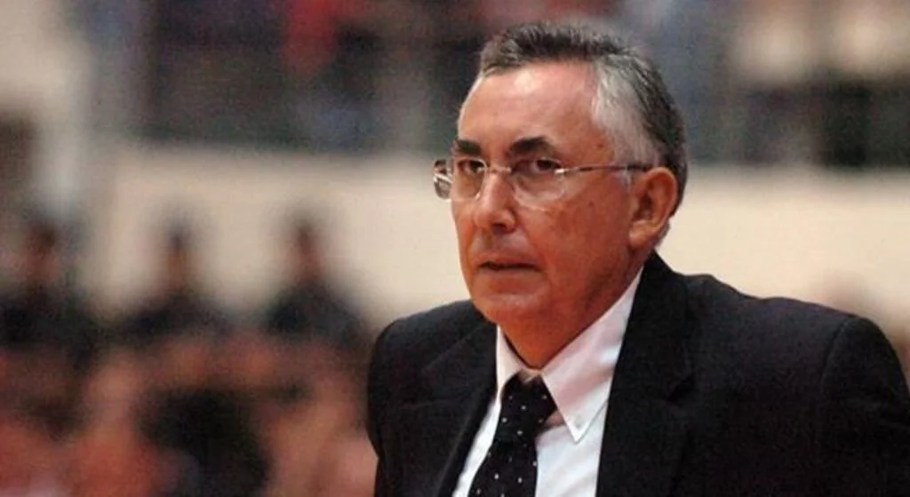 Efsane başantrenör Aydın Örs'ten Anadolu Efes yorumu