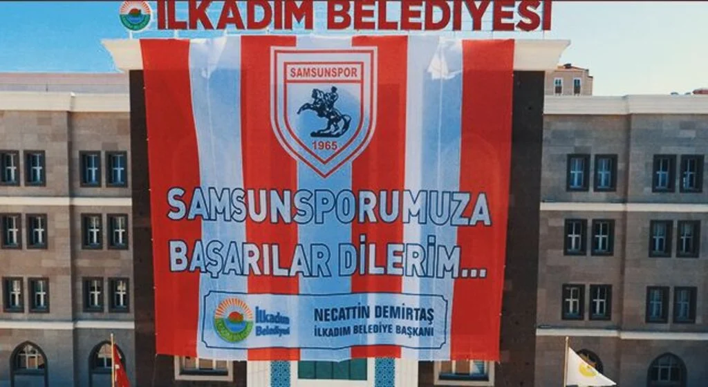 İlkadım Samsunspor Bayraklarıyla Donatıldı