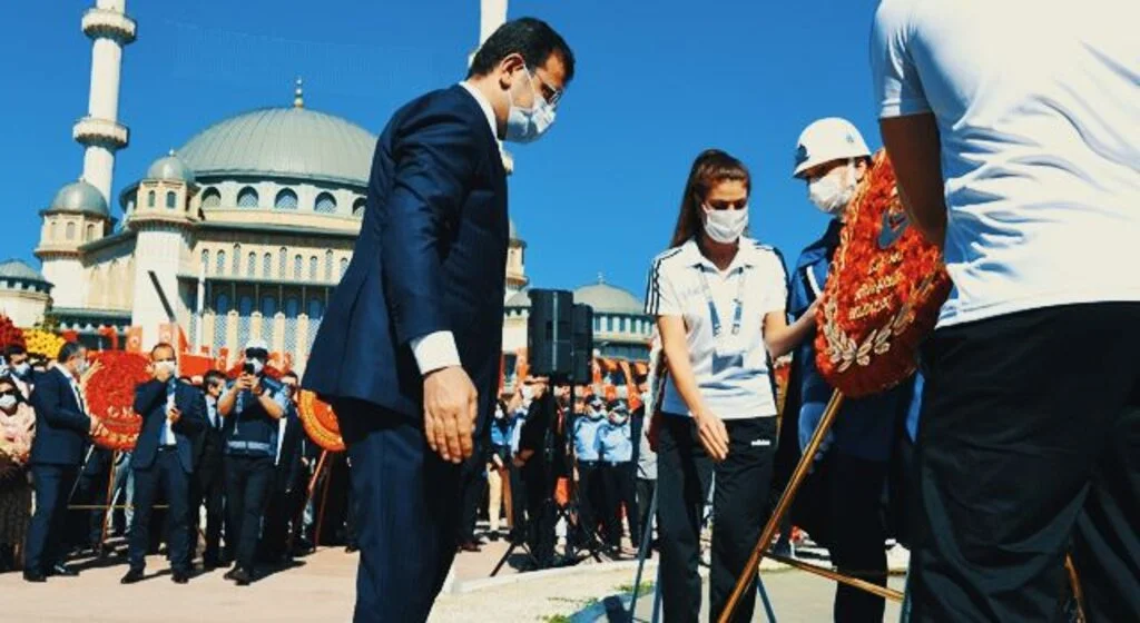 İmamoğlu’ndan çelenk tepkisi