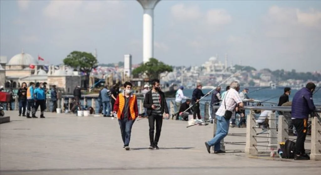 İstanbul'da nisan ayı ortasına göre vaka sayıları yüzde 600 azaldı