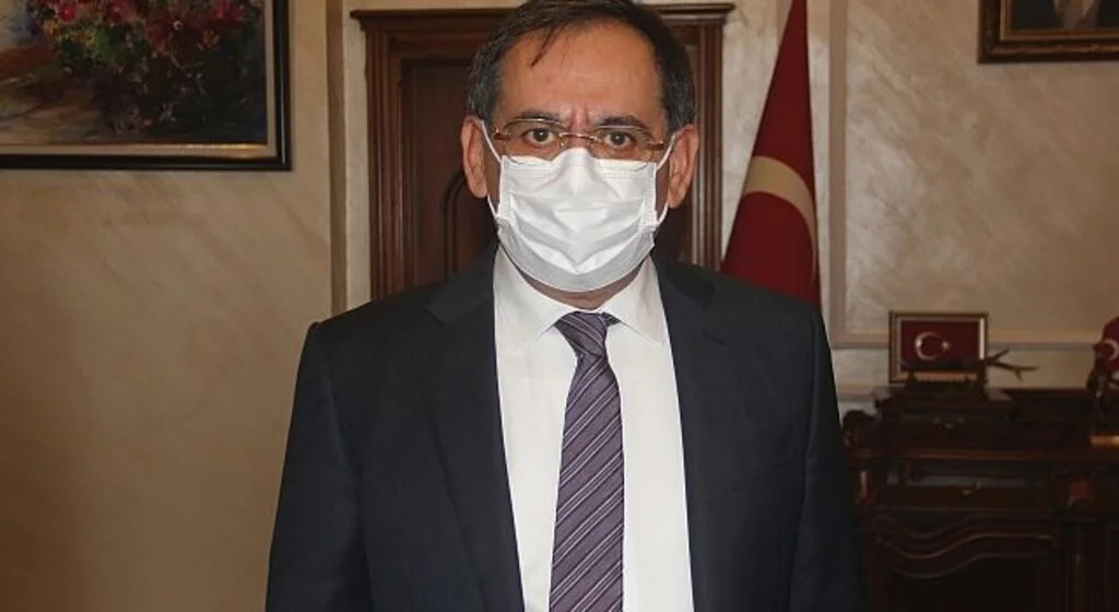 Samsun Büyükşehir Belediye Başkanı Mustafa Demir: Bir kısım insanlar siyasi arenada ergen çocuk gibi hareket ediyor