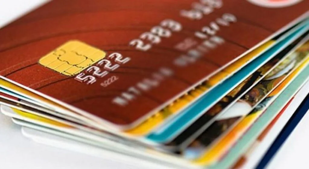 Samsun'da Kendini bankacı olarak tanıtıp 8 bin lira dolandırdı