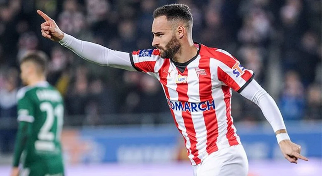 Samsunspor'u sosyal medyadan takibe aldı...