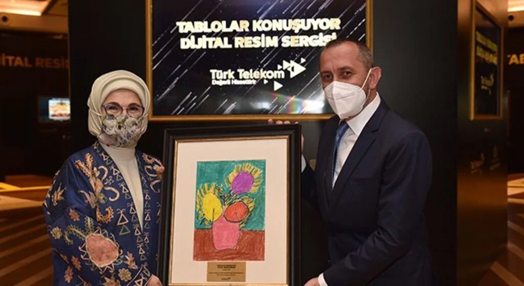 ‘Tablolar’ Türk Telekom ile Cumhurbaşkanlığı Millet Kütüphanesi’nde konuşuyor