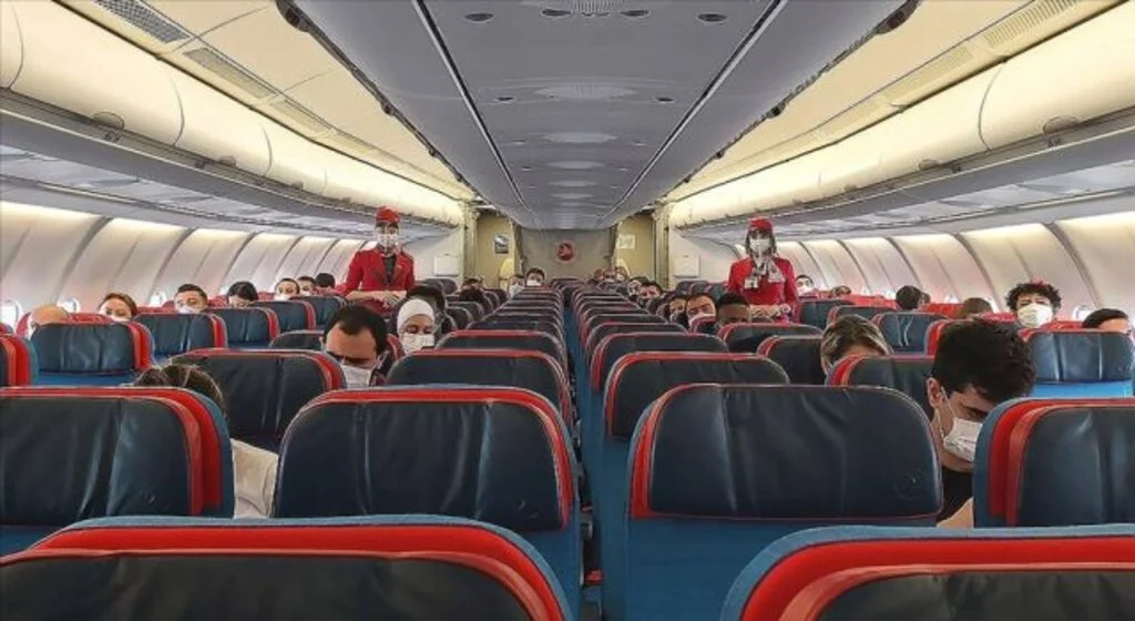 THY'nin uçak içi ürün ve hizmetlerine 'Travel Plus'tan 4 kategoride ödül