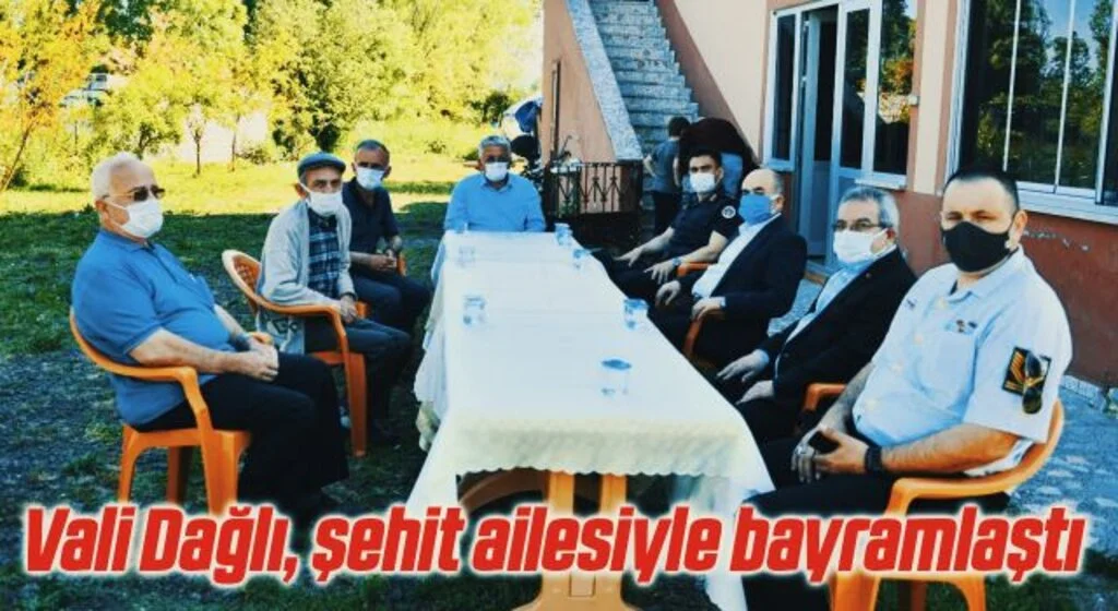 Vali Dağlı, şehit ailesiyle bayramlaştı