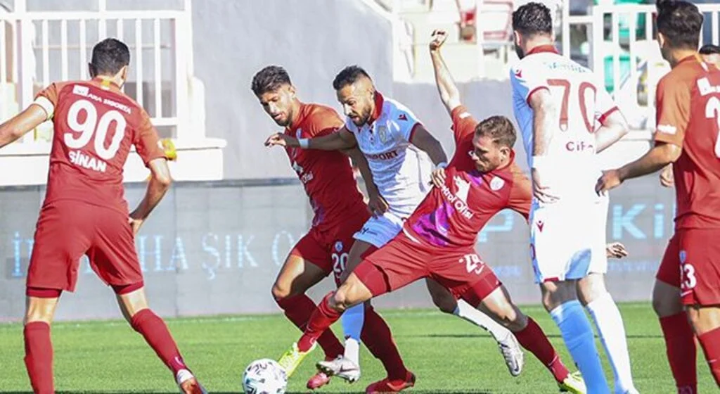 Yasin Öztekin, yoğun markaj etkiledi