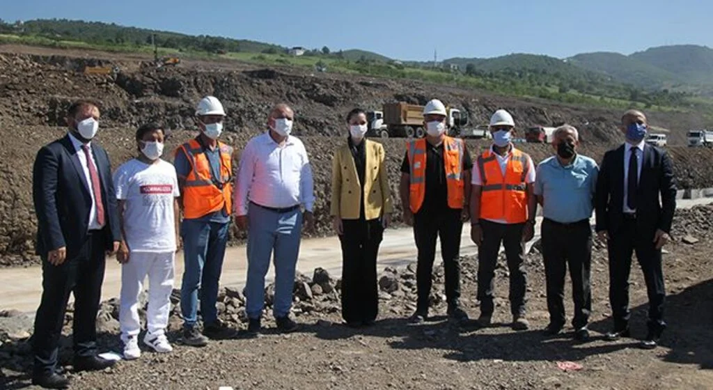 AK Parti'li Karaaslan, Samsun Şehir Hastanesi inşaatında incelemelerde bulundu!