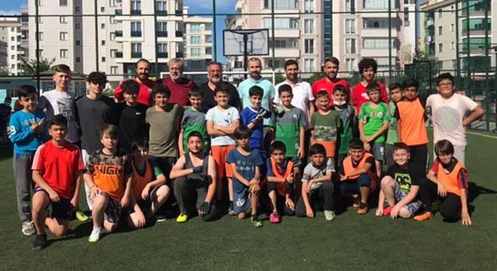 Atakentspor Sahaya İndi