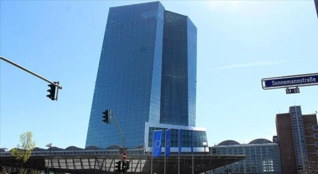 Avrupa Merkez Bankası'ndan ucu açık mesajlar bekleniyor