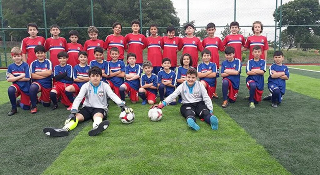Bafra 23 Nisan FK Akademi 1937 Futbol Okulu'nda Şenlik Var