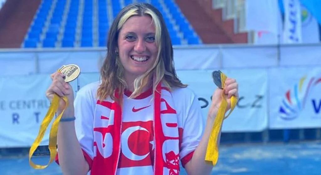 Başkan Doğan'dan Dünya Şampiyonu Fatma Damla Altın'a Kutlama
