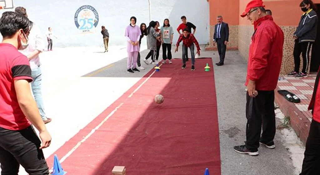 Başkan Özdemir’den yaz spor okullarına davet