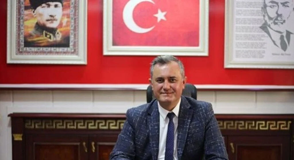CHP’li başkan istifa edip, AK Parti’ye katıldı
