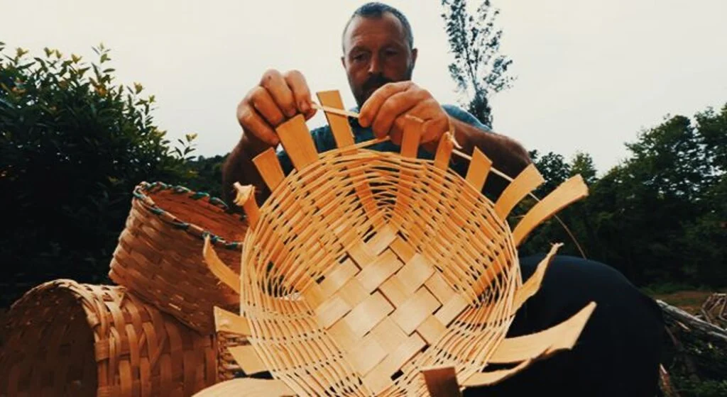 Çocukluk mesleğini emeklilikte yaşatıyor