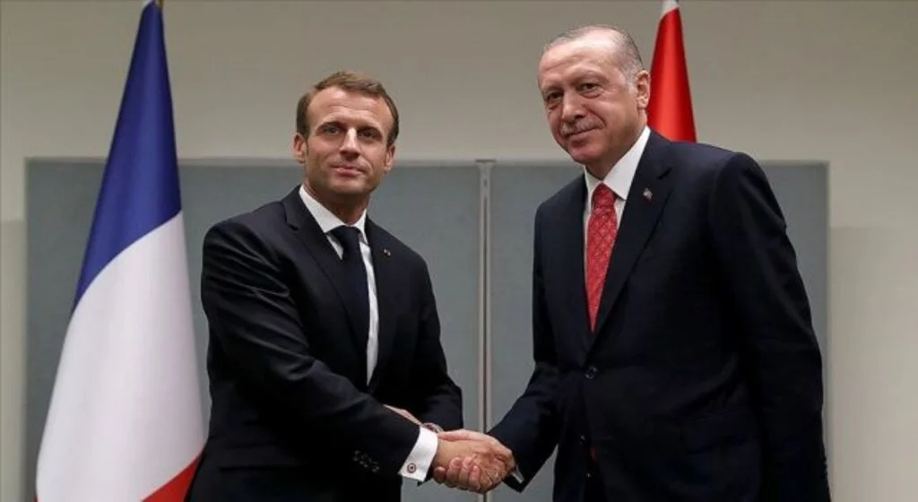 Cumhurbaşkanı Erdoğan'ın Fransa Cumhurbaşkanı Macron ile görüşmesi başladı