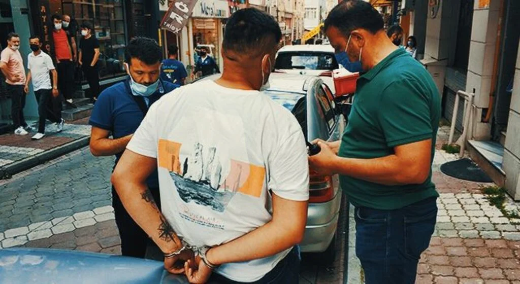 Güven Timlerinden kaçamadı