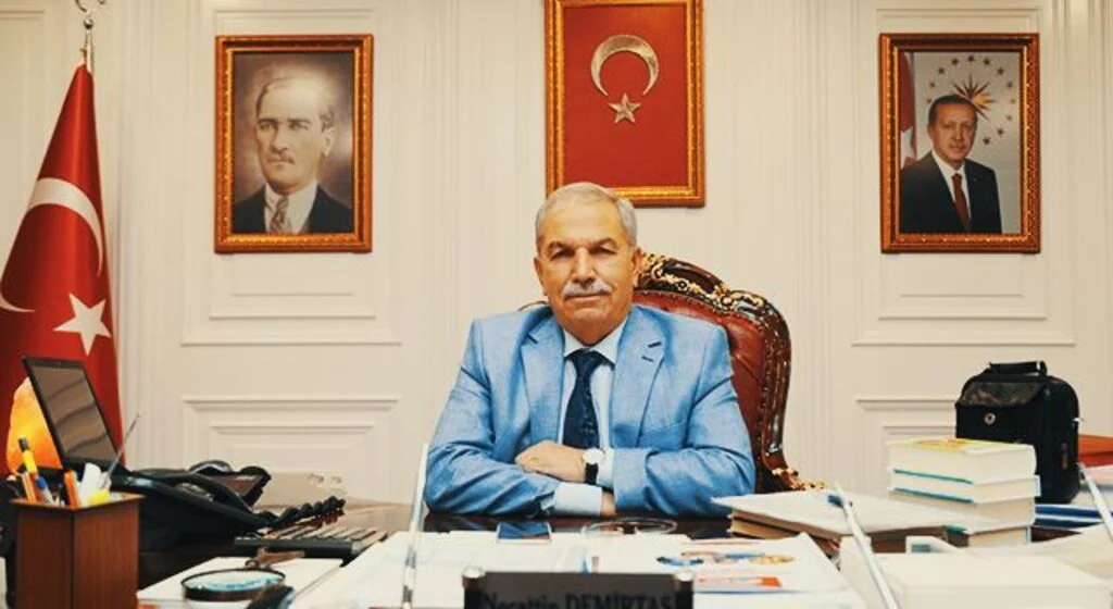 İlkadım Belediye Başkanı Necattin Demirtaş LGS'ye Girecek Öğrencilere Başarılar Diledi