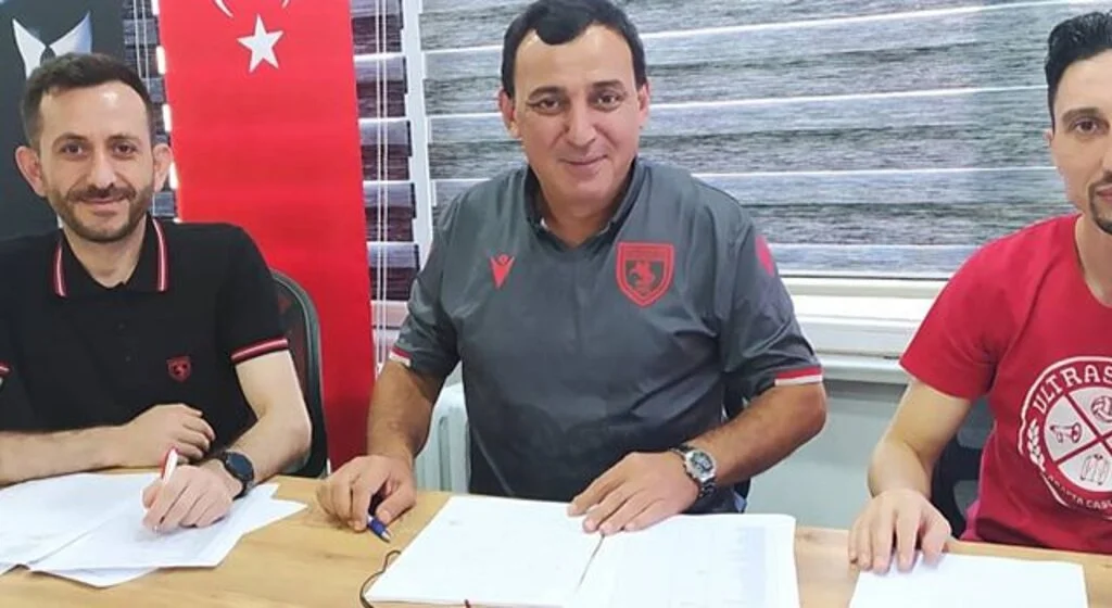 İstanbul Samsunsporlular Derneği Ali İhsan Hasanpaşaoğlu güven tazeledi