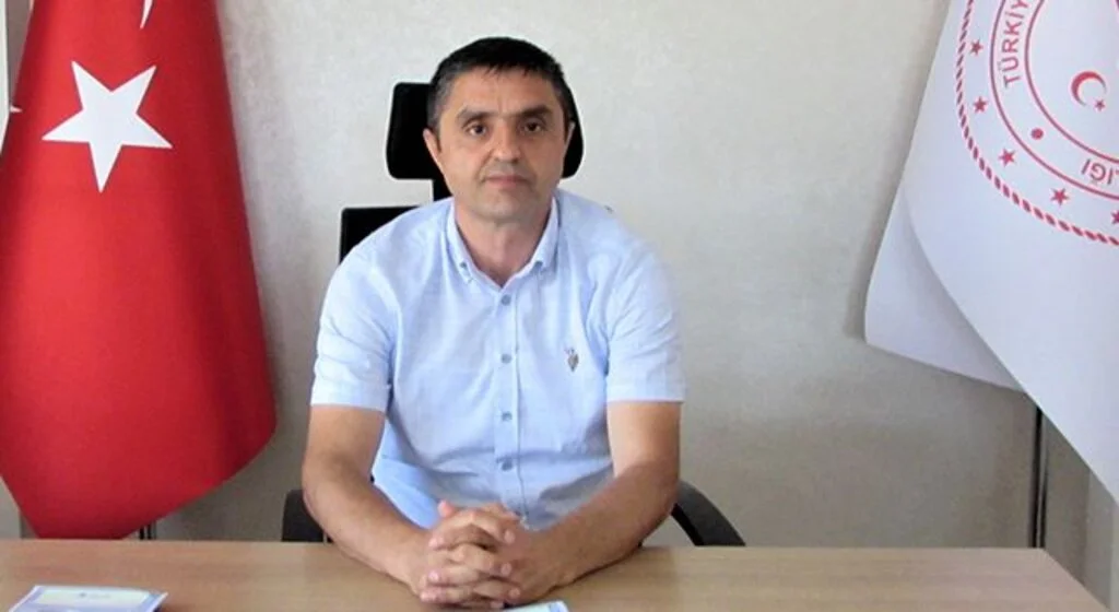 Kavak Tarım ve Orman İlçe Müdürü Taş, çiftçilere patates böceği ile mücadele yöntemlerini anlattı